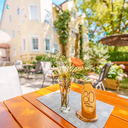 Altoetting City Apartments Hotel 4*