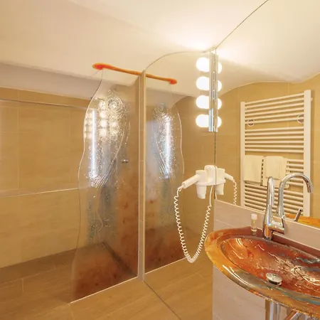 Altoetting City Apartments 4* 알토팅